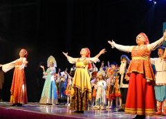 Музыкально-этнографический спектакль «Волга объединяет народы»